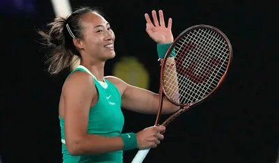 IO Paryż 2024 - Tenis Gra pojedyncza kobiet mecz o złoty medal: Qinwen Zheng - Donna Vekić (03.08.2024)  + Ceremonia wręczenia medali PL.1080i.HDTV.H264-NoGRP / Komentarz polski