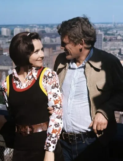 Znaki szczególne (1976-1977) PL.TVRip.XviD-NN / SERIAL PL